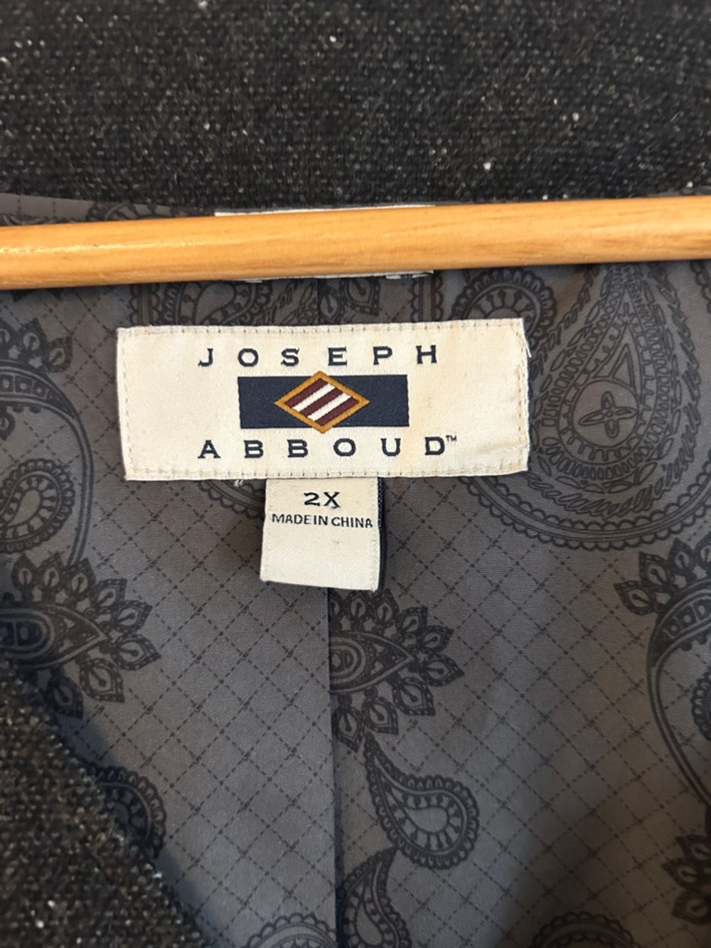 Joseph Abboud Charcoal Speckled Wool Vest - Picture 2 of 3